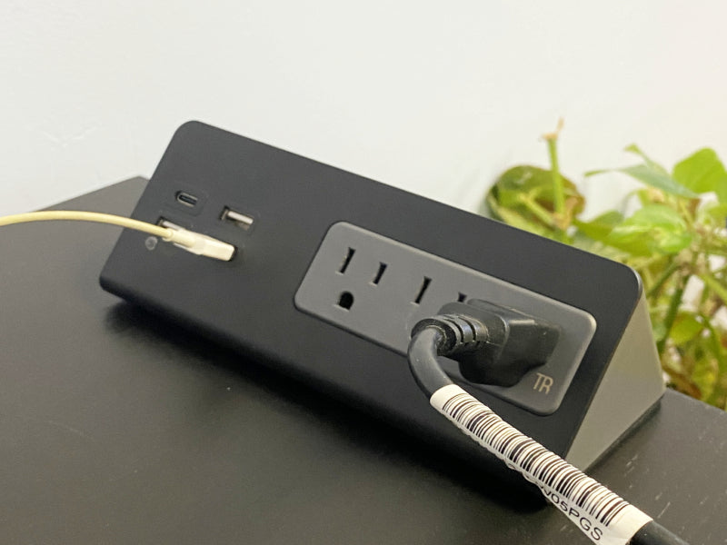 Desktop & Bedside Power Strip with USB C Port